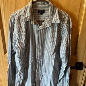 American Eagle Outfitters Men's Button Down Shirt